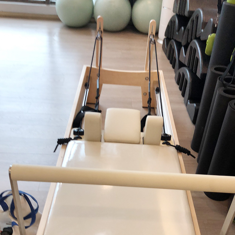 Regulowane, wielofunkcyjne łóż – Pilates Yoga Studio recenzja i cena
